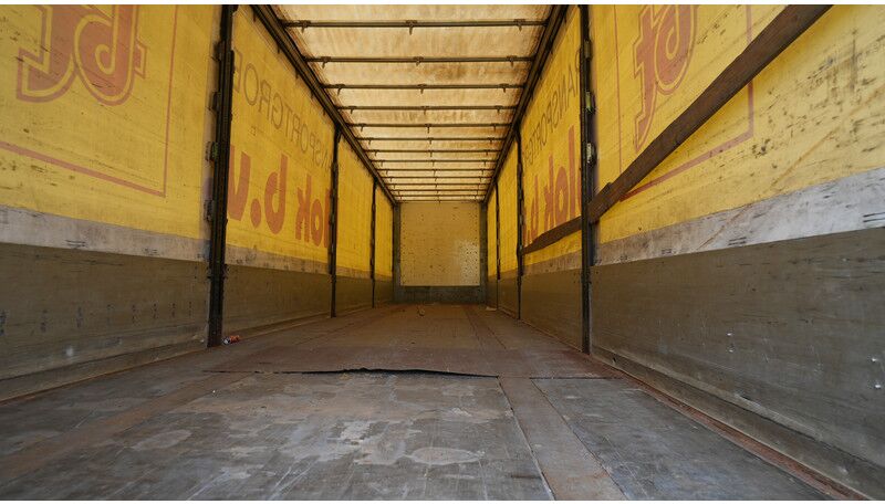 Groenewegen 3 axle curtainside trailer with side boards - Curtainsider semi-trailer: picture 4 Groenewegen 3 axle curtainside trailer with side boards - Curtainsider semi-trailer: picture 4