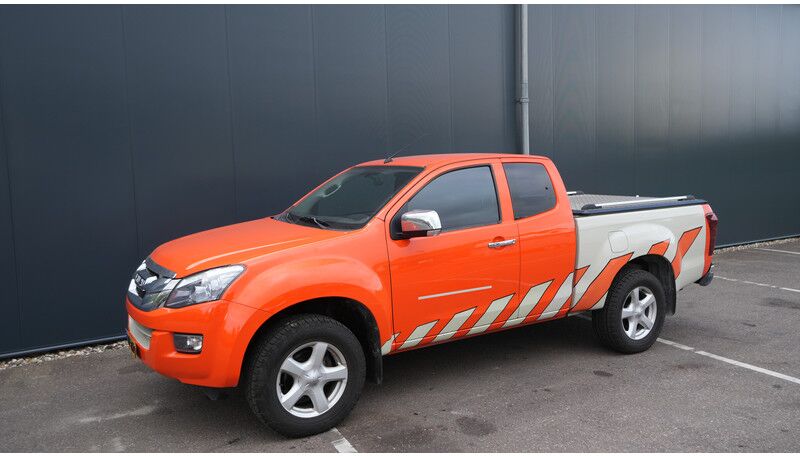 Isuzu D-max PICK UP 4x4 - Pickup truck: picture 3 Isuzu D-max PICK UP 4x4 - Pickup truck: picture 3