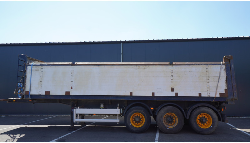 Renders 3 AXLE TIPPER TRAILER - Tipper semi-trailer: picture 1 Renders 3 AXLE TIPPER TRAILER - Tipper semi-trailer: picture 1