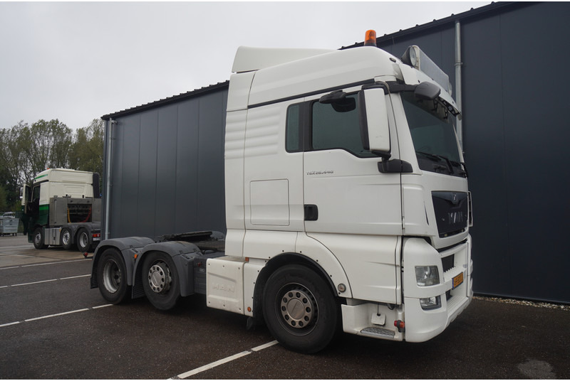 MAN TGX 26.440 6X2 684.200KM - Tractor unit: picture 4 MAN TGX 26.440 6X2 684.200KM - Tractor unit: picture 4