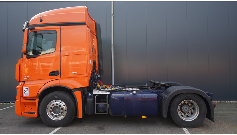 Mercedes-Benz ACTROS 1942 EURO 6 830.000KM - Tractor unit: picture 1 Mercedes-Benz ACTROS 1942 EURO 6 830.000KM - Tractor unit: picture 1