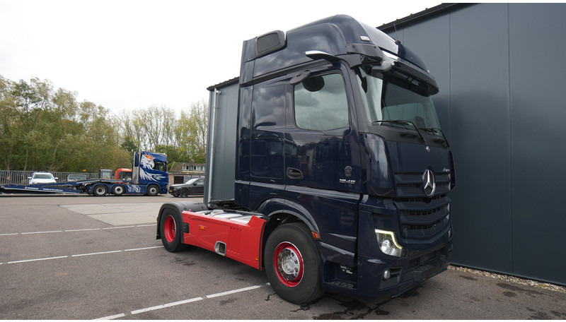 Mercedes-Benz ACTROS 1945 GIGASPACE 747.600KM - Tractor unit: picture 4 Mercedes-Benz ACTROS 1945 GIGASPACE 747.600KM - Tractor unit: picture 4