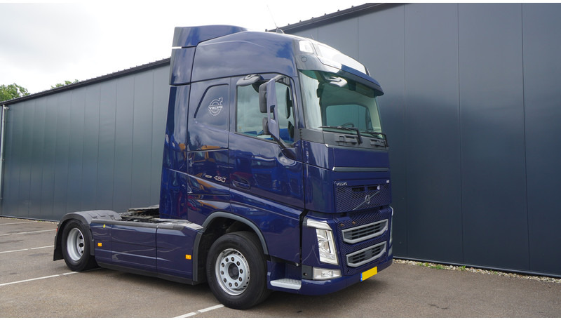 Volvo FH 460 EURO 6 GLOBETROTTER 770.000KM - Tractor unit: picture 4 Volvo FH 460 EURO 6 GLOBETROTTER 770.000KM - Tractor unit: picture 4