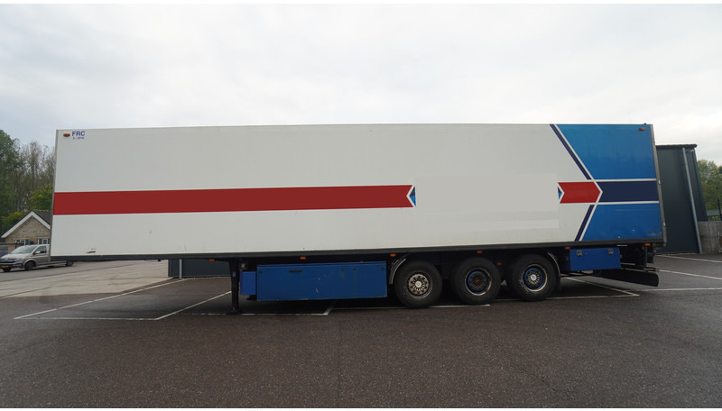 Van Eck 3 AXLE FRIGO WITH MEAT HOOK SYSTEM - Refrigerator semi-trailer: picture 1 Van Eck 3 AXLE FRIGO WITH MEAT HOOK SYSTEM - Refrigerator semi-trailer: picture 1