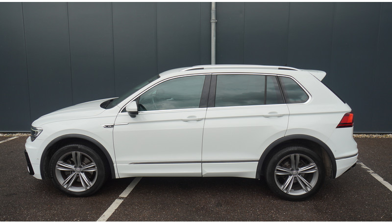 Volkswagen Tiguan 2.0 TDI R LINE 4MOTION - Minibus, Passenger van: picture 1 Volkswagen Tiguan 2.0 TDI R LINE 4MOTION - Minibus, Passenger van: picture 1