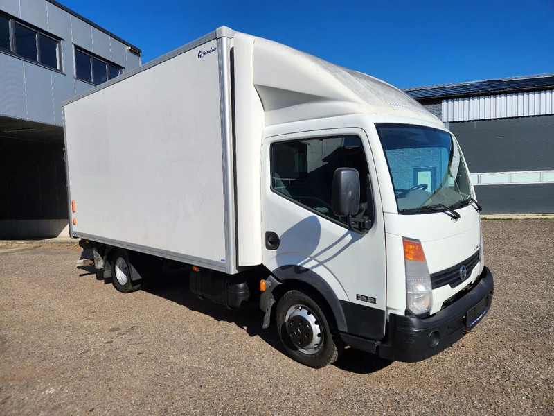 Nissan Cabstar 2012,146000km, Thermoking Frigo, Manual. Airco, New tyre - Refrigerated van: picture 1 Nissan Cabstar 2012,146000km, Thermoking Frigo, Manual. Airco, New tyre - Refrigerated van: picture 1