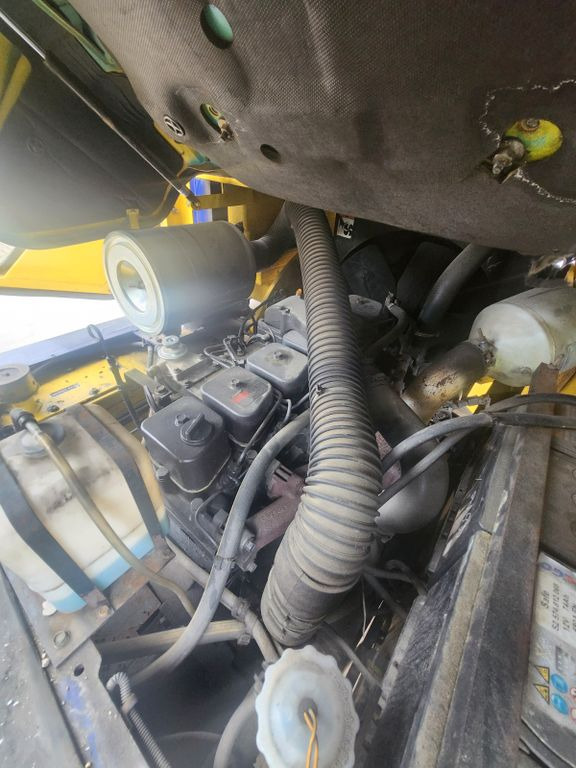 Diesel forklift Komatsu FD80-7: picture 7