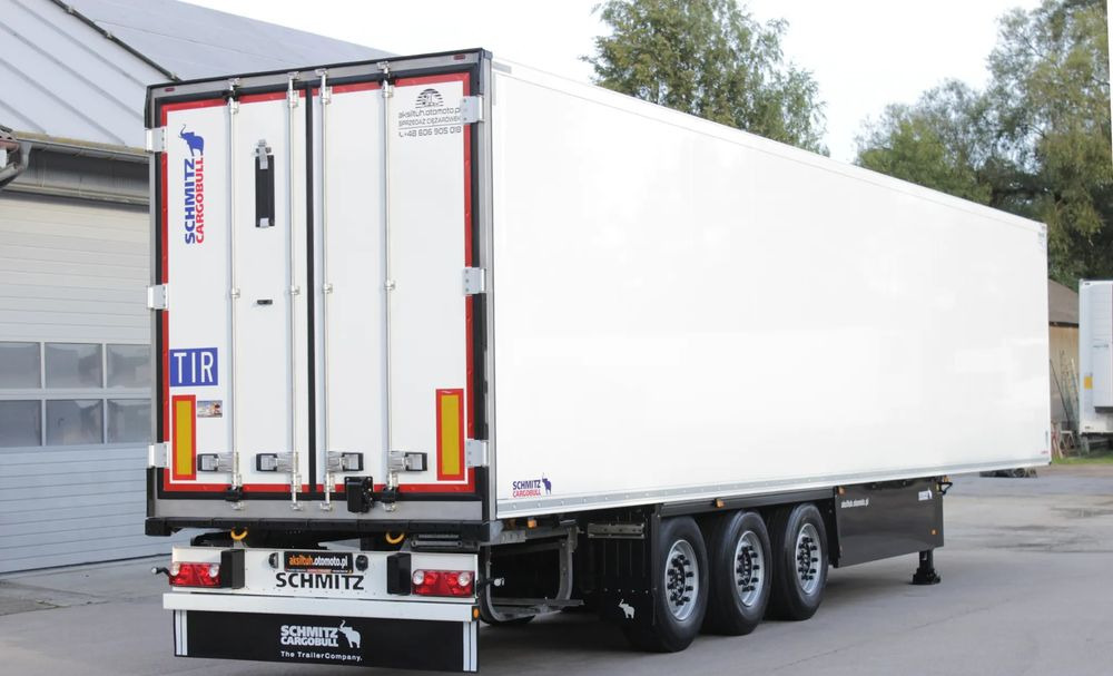 Schmitz Cargobull FP 60 V7 Thermo King SLXi 300 / JAK NOWA / ŚCIANA 7 CM / - Refrigerator semi-trailer: picture 3 Schmitz Cargobull FP 60 V7 Thermo King SLXi 300 / JAK NOWA / ŚCIANA 7 CM / - Refrigerator semi-trailer: picture 3