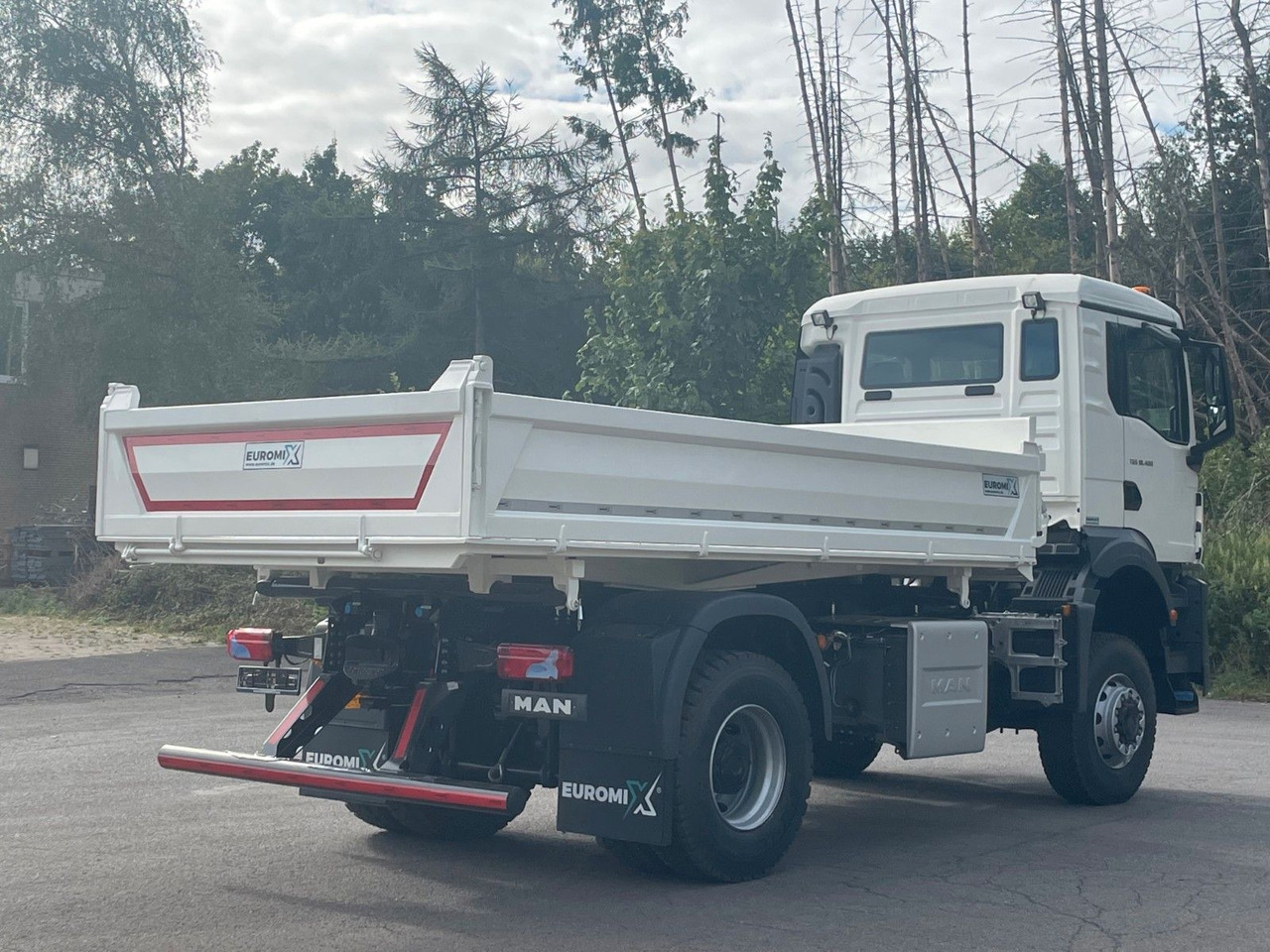 MAN TGS 18.400 TG3 4x4 Euro6e 3-Seiten-Kippe Euromix MAN TGS 18.400 TG3 4x4 Euro6e 3-Seiten-Kippe Euromix - Tipper: picture 3 MAN TGS 18.400 TG3 4x4 Euro6e 3-Seiten-Kippe Euromix MAN TGS 18.400 TG3 4x4 Euro6e 3-Seiten-Kippe Euromix - Tipper: picture 3