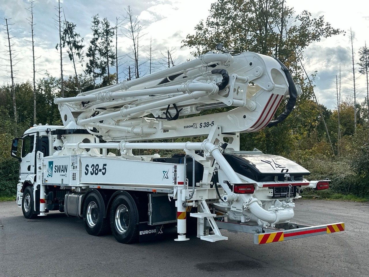 MAN TGS 26.510 6x4 SWAN TSP 38-5 160RZ ( 38m ) - Concrete pump truck: picture 4 MAN TGS 26.510 6x4 SWAN TSP 38-5 160RZ ( 38m ) - Concrete pump truck: picture 4