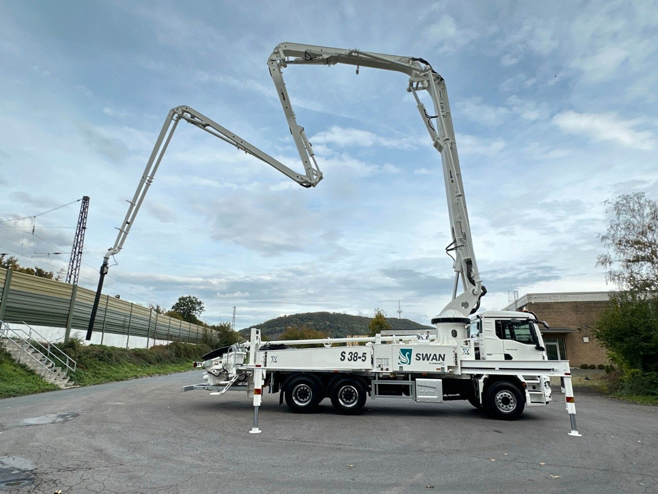 Concrete mixer truck MAN TGS 26.510 6x4 SWAN TSP 38-5 160RZ    ( 38m ): picture 17