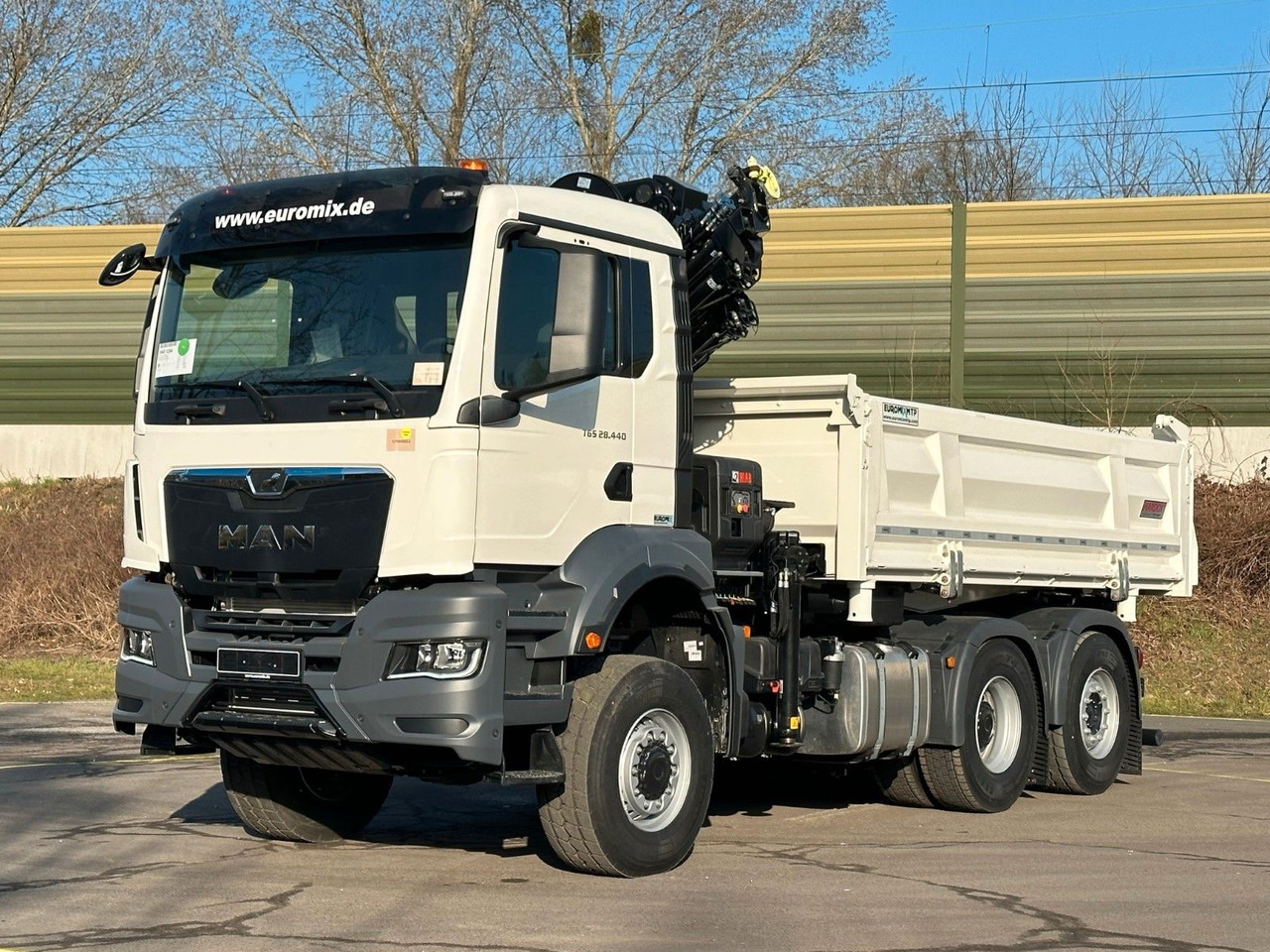 MAN TGS 28.440 6x4-4/3-Seiten- Kipper / Hiab 228-6 - Tipper, Crane truck: picture 4 MAN TGS 28.440 6x4-4/3-Seiten- Kipper / Hiab 228-6 - Tipper, Crane truck: picture 4