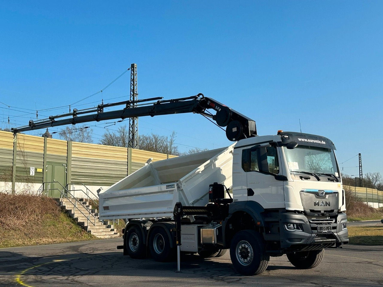 Tipper, Crane truck MAN TGS 28.440 6x4-4/3-Seiten- Kipper / Hiab 228-6: picture 10