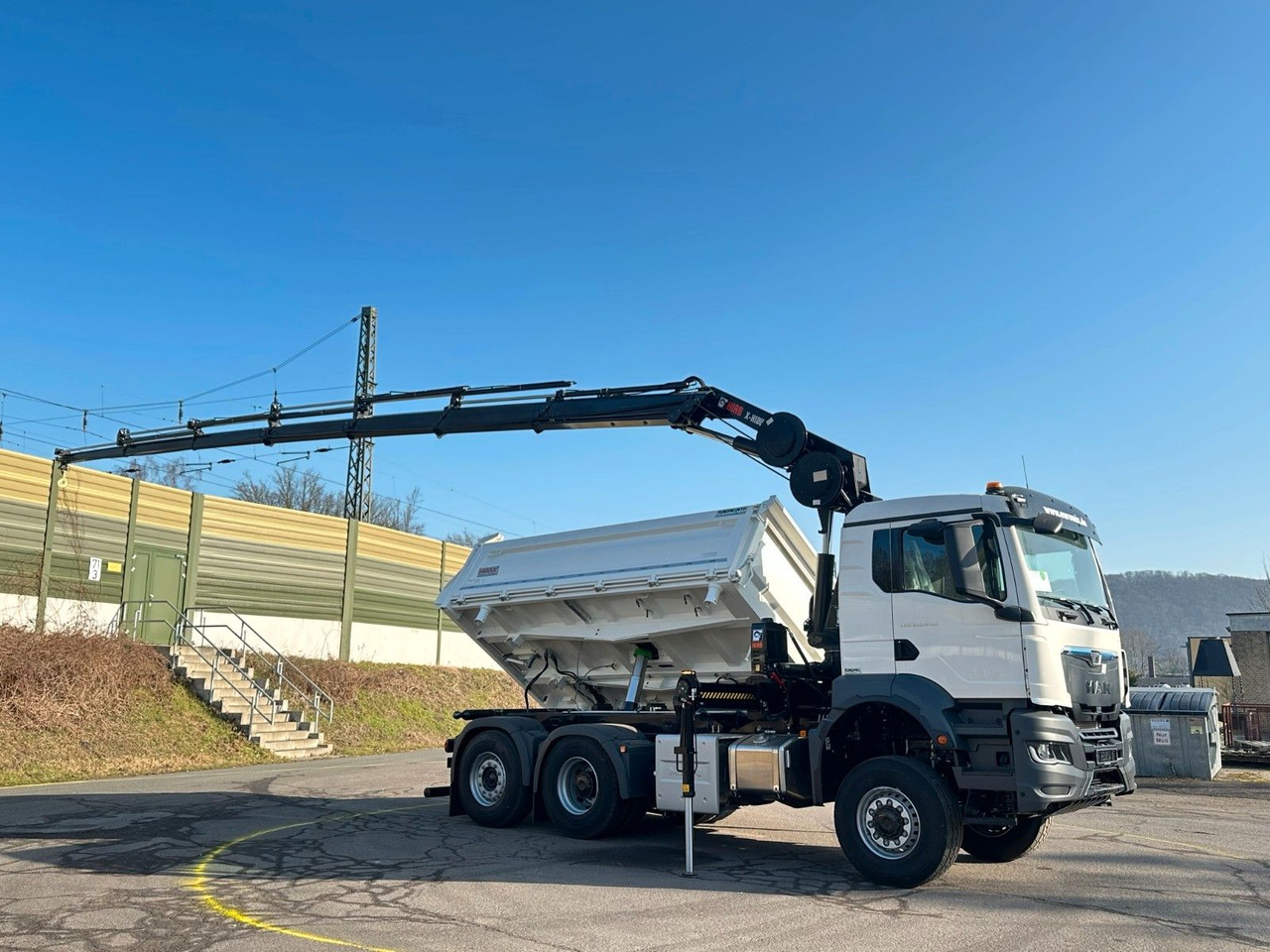 Tipper, Crane truck MAN TGS 28.440 6x4-4/3-Seiten- Kipper / Hiab 228-6: picture 21