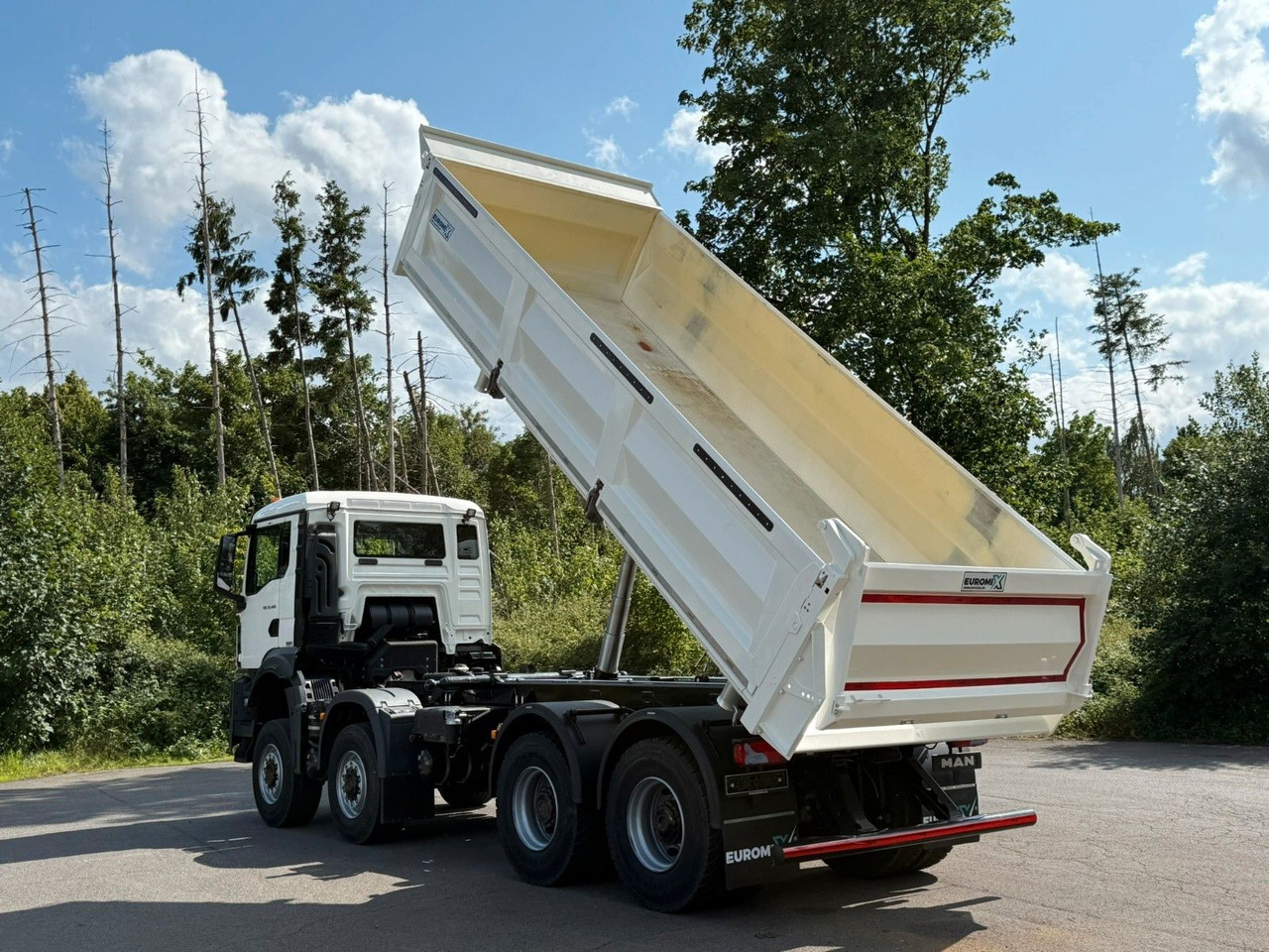 MAN TGS 35.480 8x8 EuromixMTP 3-Seiten-Kipper - Tipper: picture 4 MAN TGS 35.480 8x8 EuromixMTP 3-Seiten-Kipper - Tipper: picture 4