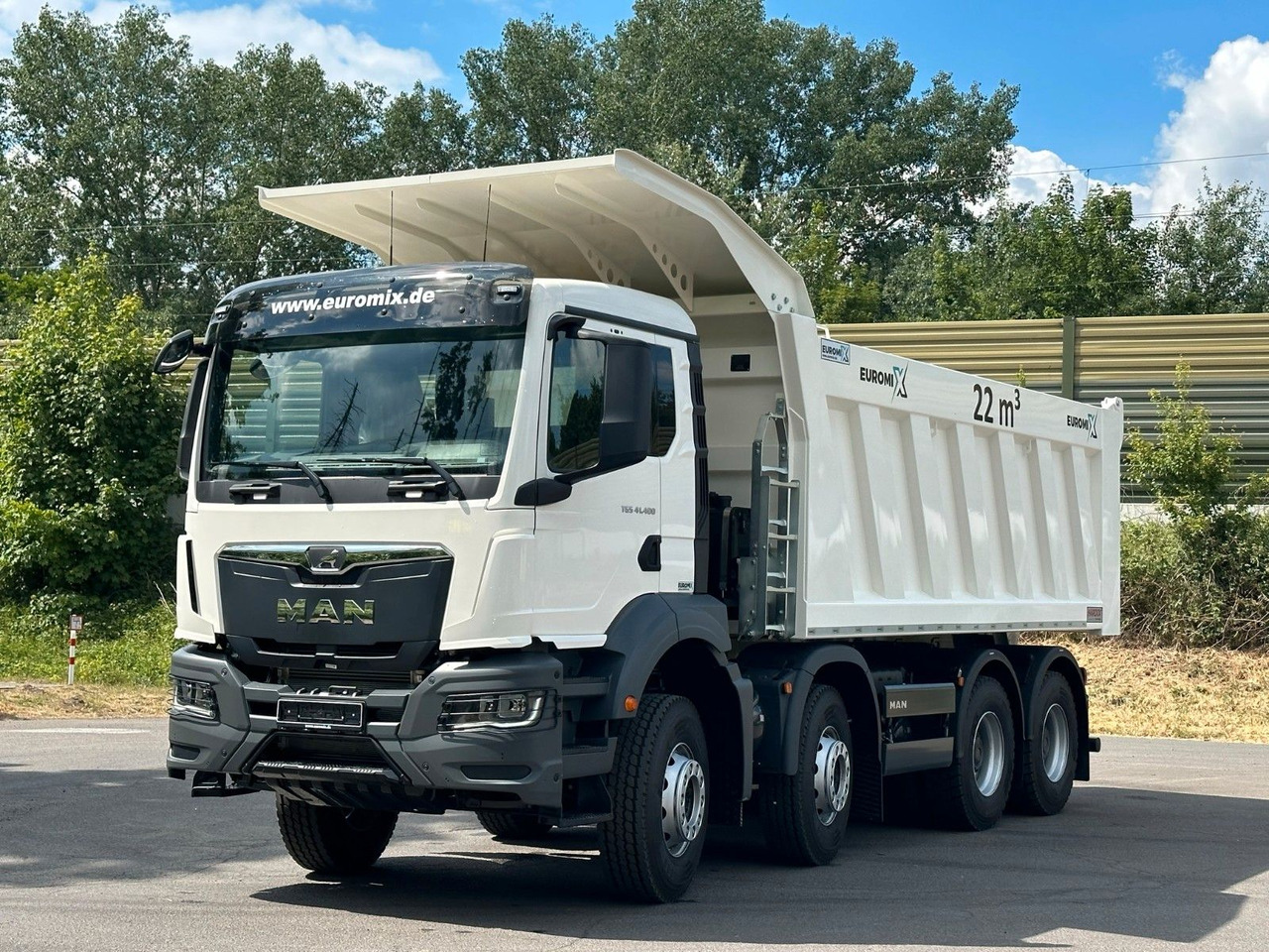 MAN TGS 41.400 8x4 / EUROMIX MTP 22m³/ Eckige Mulde - Tipper: picture 2 MAN TGS 41.400 8x4 / EUROMIX MTP 22m³/ Eckige Mulde - Tipper: picture 2
