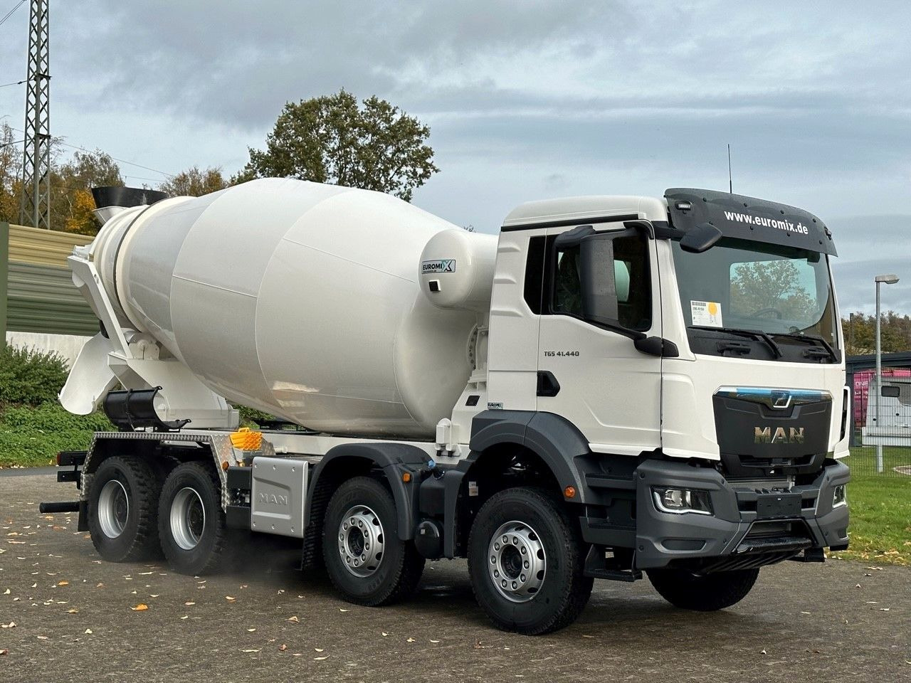 Leasing of  MAN TGS 41.440 8x4 /Euro6e Euromix EM 12 R MAN TGS 41.440 8x4 /Euro6e Euromix EM 12 R: picture 8