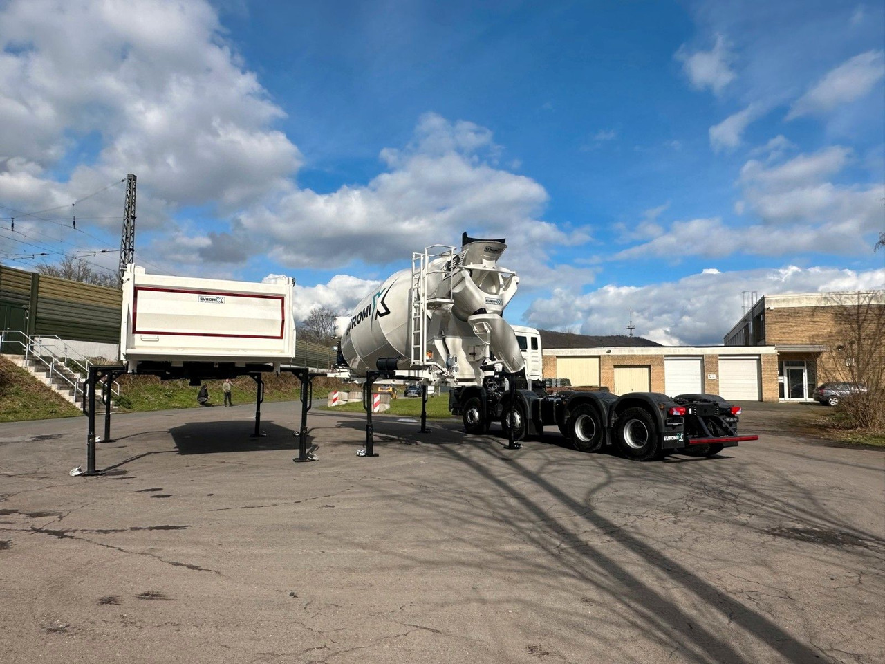 Concrete mixer truck MAN TGS 41.440 8x4 WECHSELSYSTEM KIPPER+MISCHER: picture 19