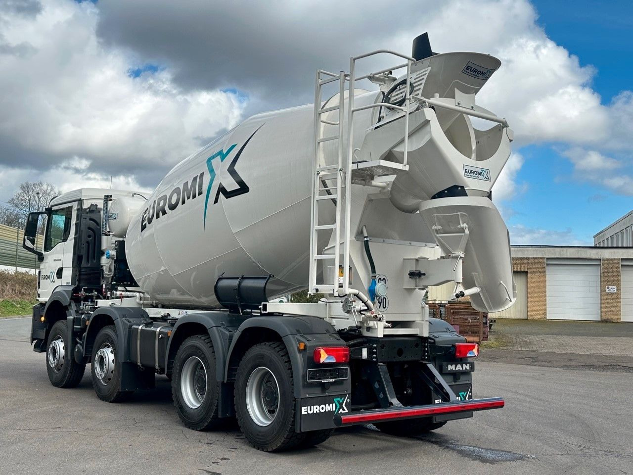 Concrete mixer truck MAN TGS 41.440 8x4 WECHSELSYSTEM KIPPER+MISCHER: picture 9
