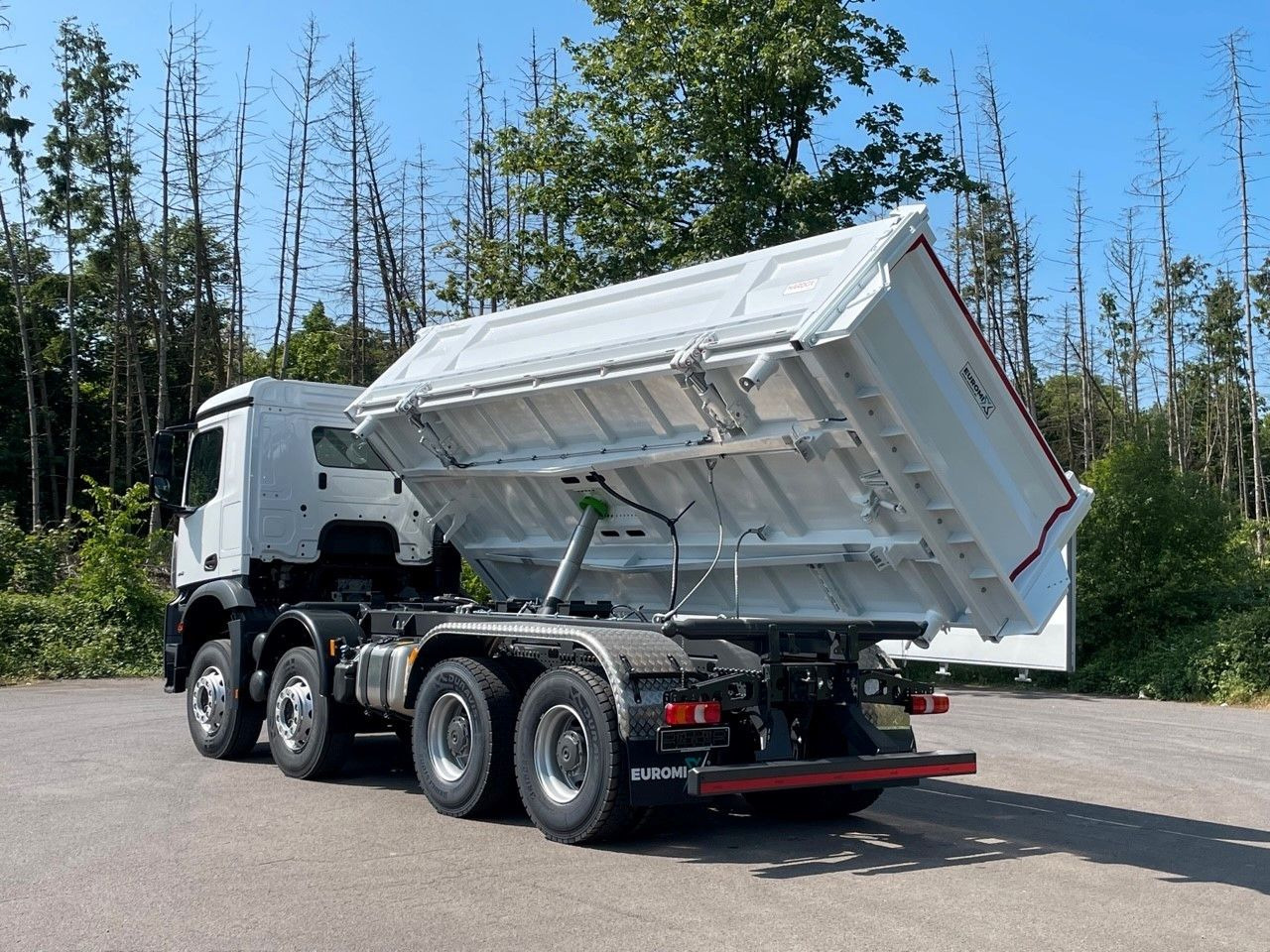 Tipper Mercedes-Benz 4145  8X4   Euromix EMT  3-Seiten-Kipper: picture 13
