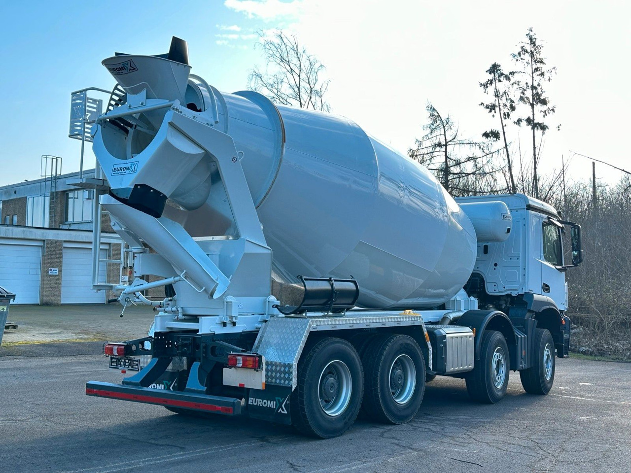 Mercedes-Benz Arocs 5 3743 8X4 / Euro6e EuromixMTP EM 10 L - Concrete mixer truck: picture 5 Mercedes-Benz Arocs 5 3743 8X4 / Euro6e EuromixMTP EM 10 L - Concrete mixer truck: picture 5