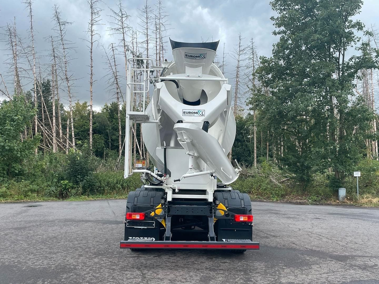Volvo FMX 500 10x4 / Euromix MTP EM 12 R Euro 6e - Concrete mixer truck: picture 5 Volvo FMX 500 10x4 / Euromix MTP EM 12 R Euro 6e - Concrete mixer truck: picture 5