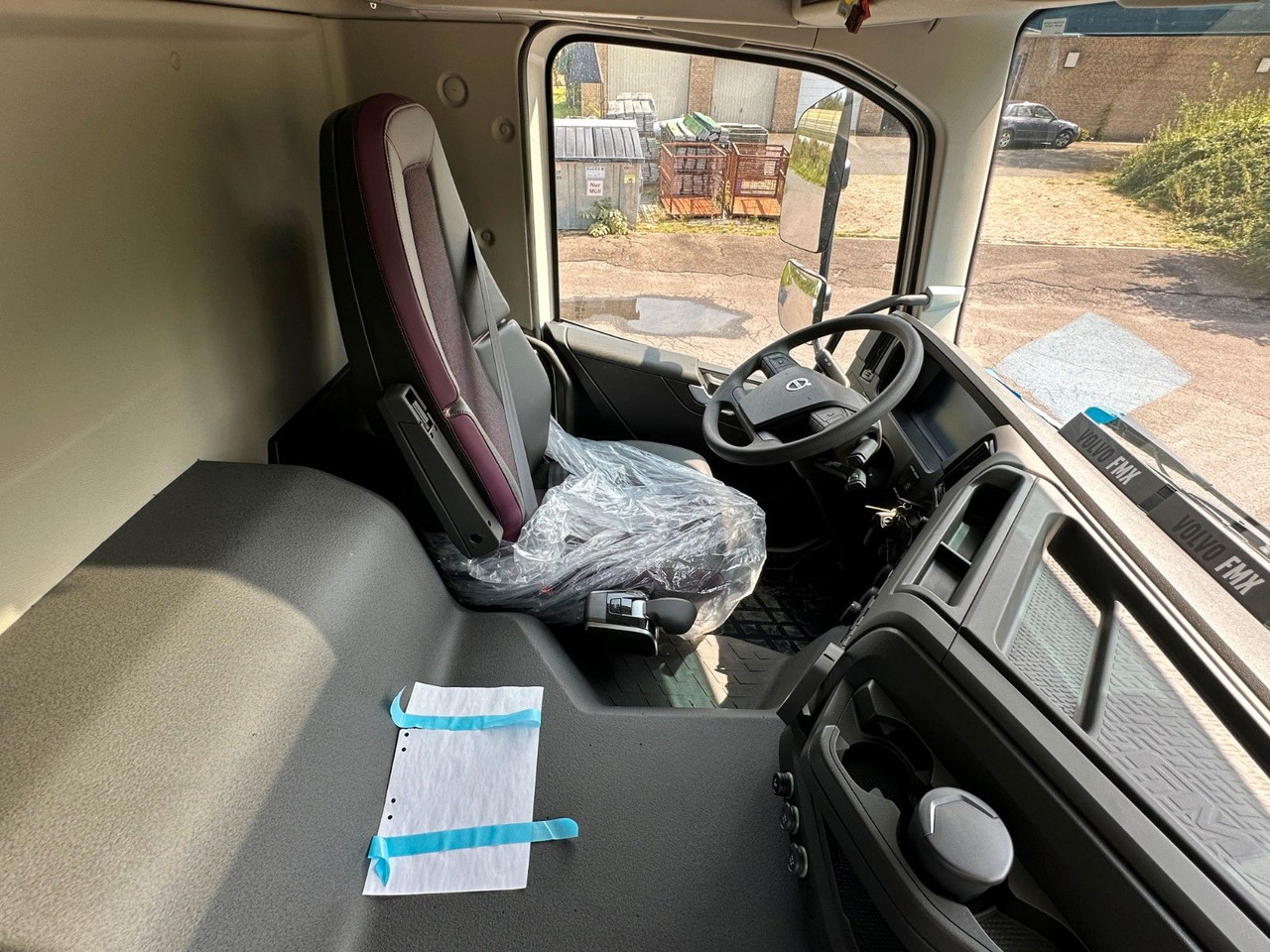 Leasing of  Volvo FMX 500 8X4 Retarder EuromixMTP EM 10 L Volvo FMX 500 8X4 Retarder EuromixMTP EM 10 L: picture 14