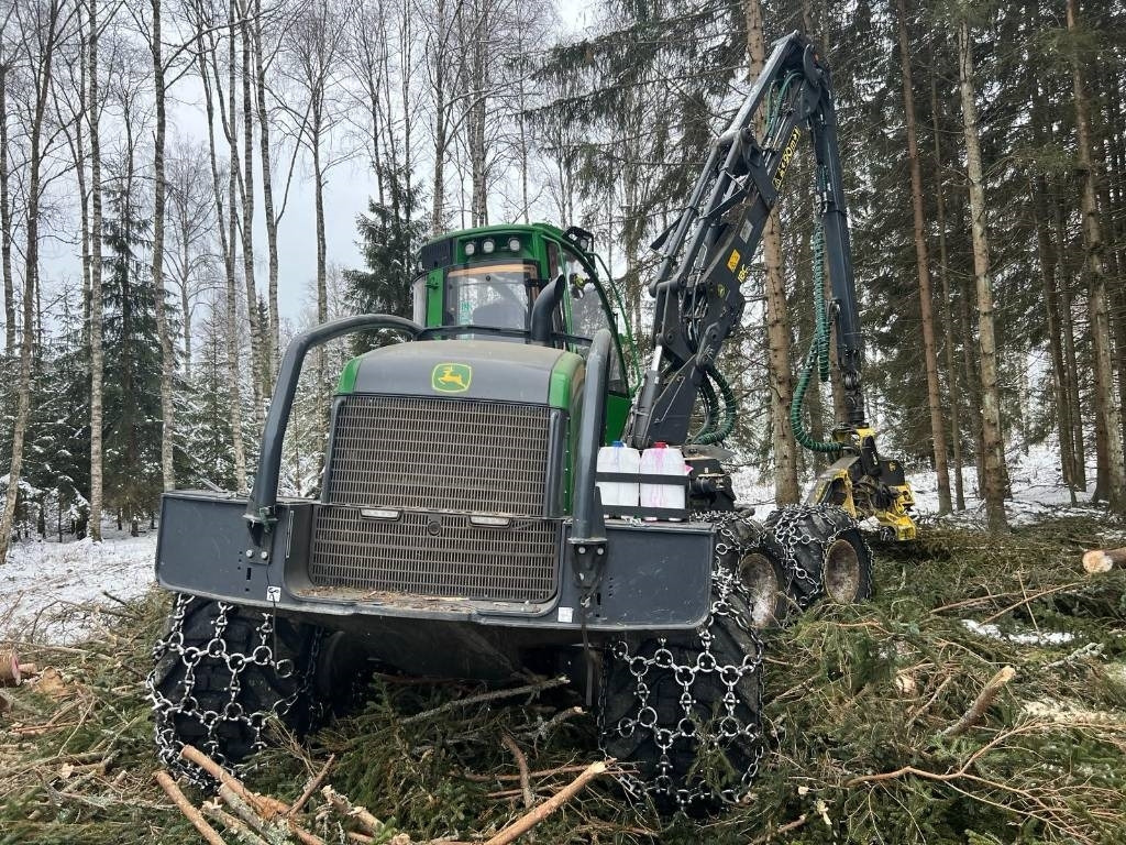 Forestry harvester John Deere 1170G: picture 5 Forestry harvester John Deere 1170G: picture 5