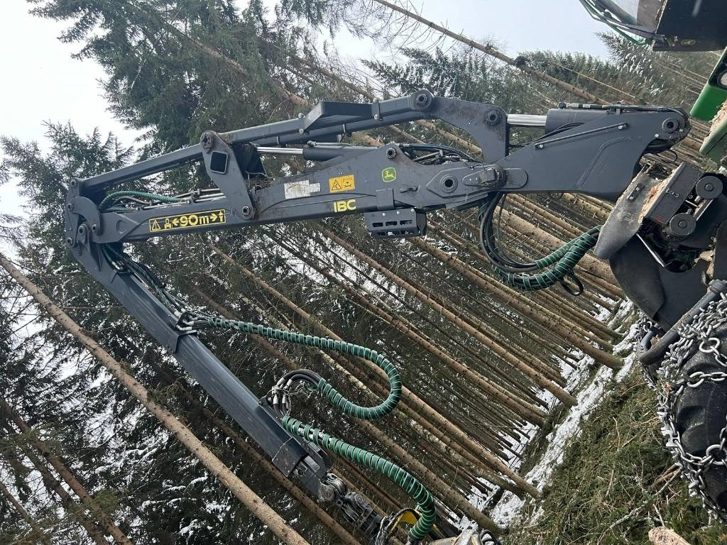 Forestry harvester John Deere 1170G: picture 19 Forestry harvester John Deere 1170G: picture 19