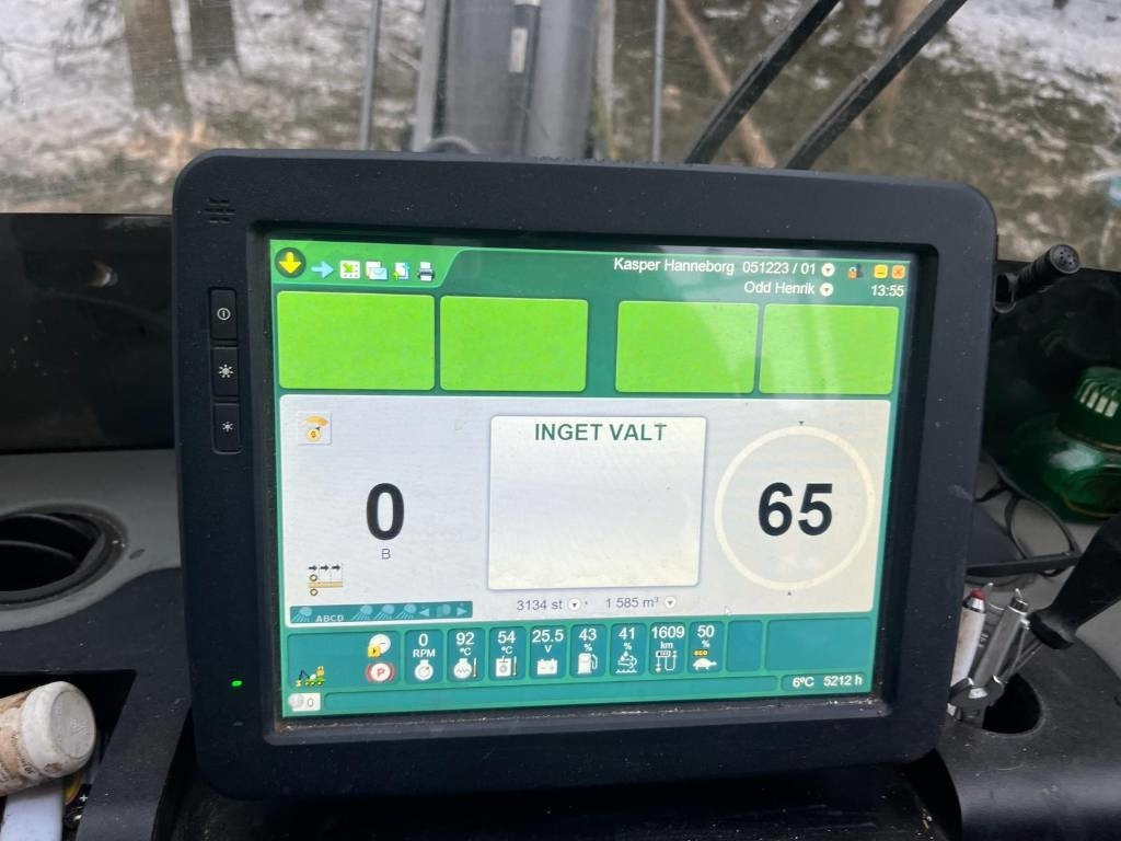 Forestry harvester John Deere 1170G: picture 24 Forestry harvester John Deere 1170G: picture 24