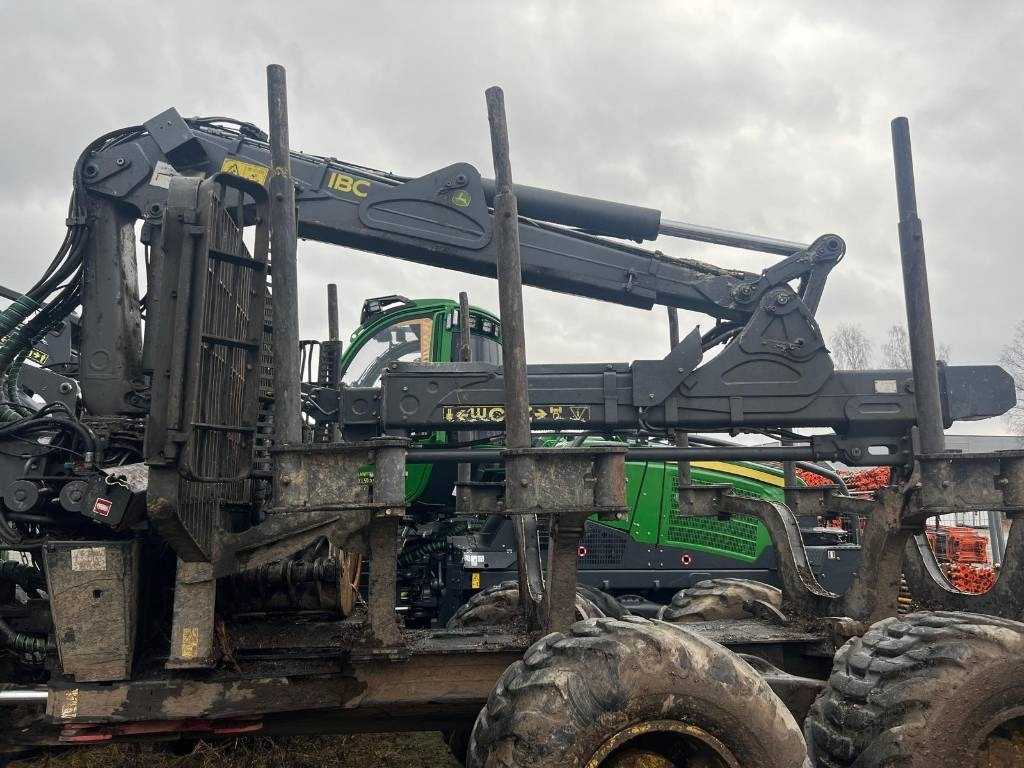 John Deere 1510 G - Forestry harvester: picture 4 John Deere 1510 G - Forestry harvester: picture 4