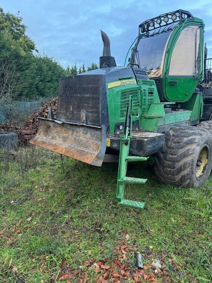 John Deere 1510G - Forwarder: picture 5 John Deere 1510G - Forwarder: picture 5