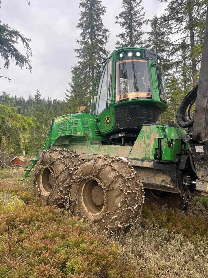 John Deere 1910G - Forwarder: picture 4 John Deere 1910G - Forwarder: picture 4