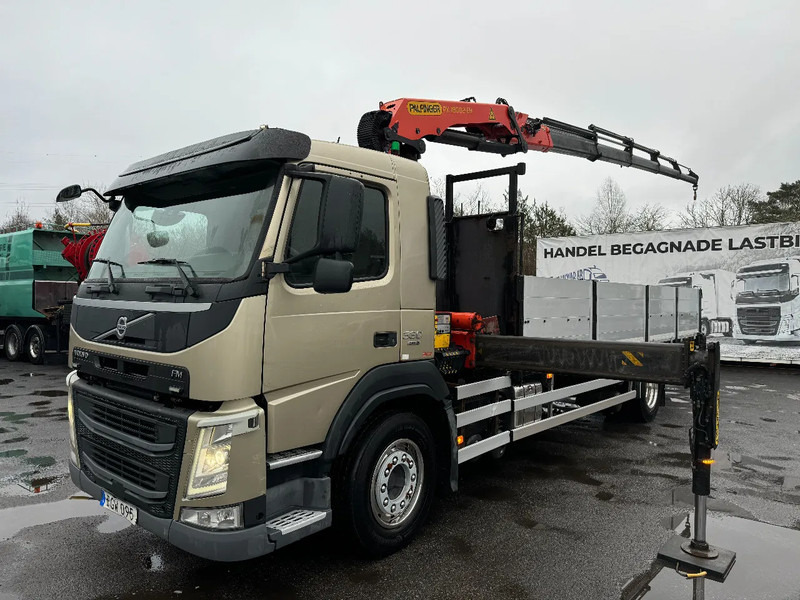 Volvo FM 11.330 4x2, Flatbed-truck with 18t/m Crane, 2014 - Dropside/ Flatbed truck, Crane truck: picture 3 Volvo FM 11.330 4x2, Flatbed-truck with 18t/m Crane, 2014 - Dropside/ Flatbed truck, Crane truck: picture 3