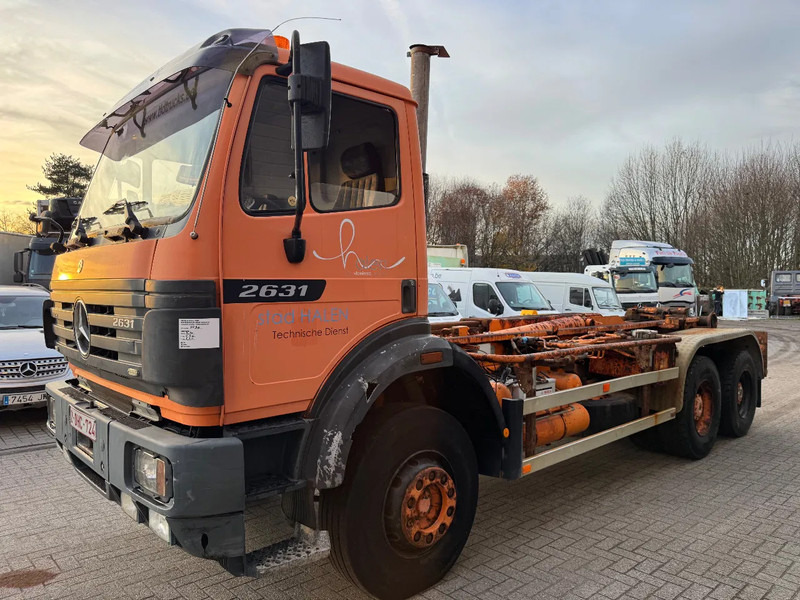 Mercedes-Benz SK 2631 **MANUAL GEARBOX-V6-BELGIAN TRUCK** - Hook lift truck: picture 3 Mercedes-Benz SK 2631 **MANUAL GEARBOX-V6-BELGIAN TRUCK** - Hook lift truck: picture 3