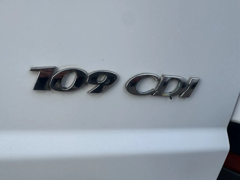 Small van Mercedes-Benz Vito **109-EURO 4-AC**: picture 7 Small van Mercedes-Benz Vito **109-EURO 4-AC**: picture 7
