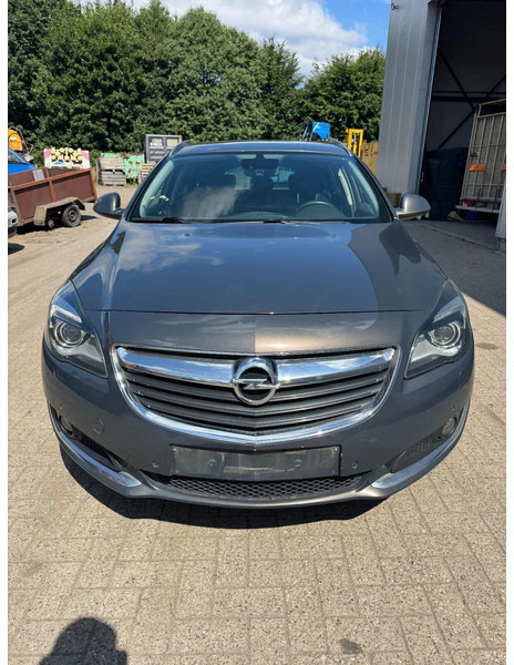 Opel Insignia **EURO 6B-AIRCO-KLIMA** - Car: picture 2 Opel Insignia **EURO 6B-AIRCO-KLIMA** - Car: picture 2