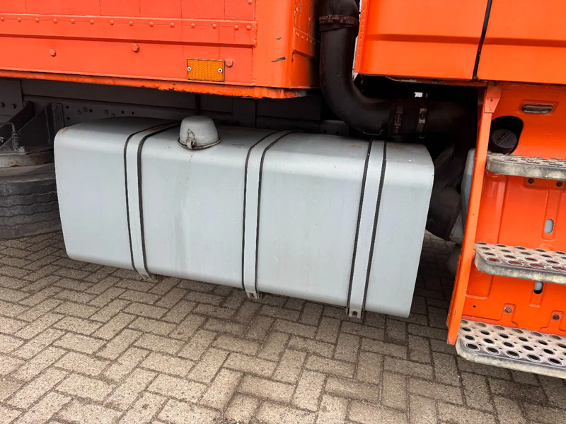 Scania T92 **BELGIAN TRUCK-FULL STEEL-1A TOPSHAPE** - Box truck: picture 4 Scania T92 **BELGIAN TRUCK-FULL STEEL-1A TOPSHAPE** - Box truck: picture 4