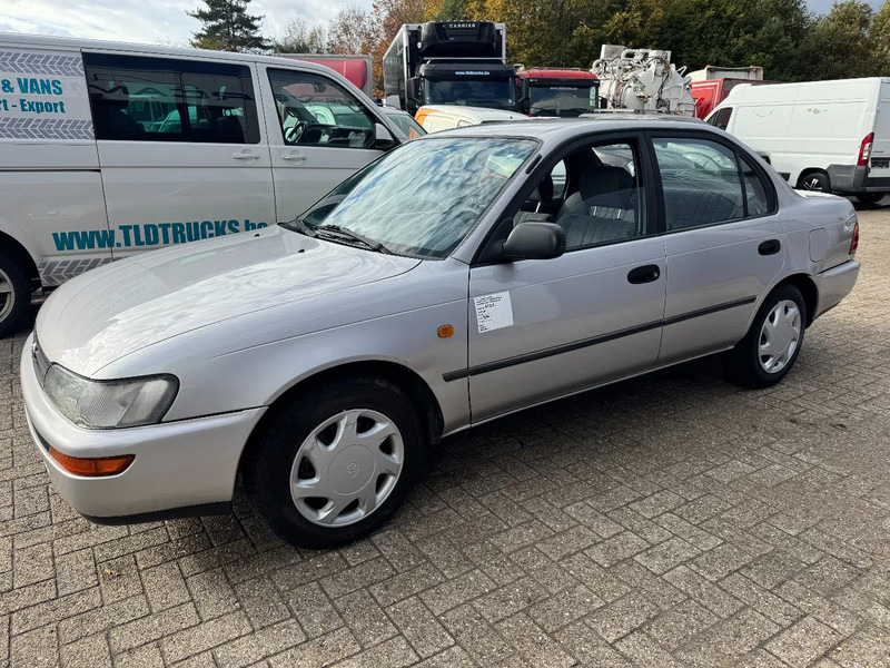 Toyota Corolla **PETROL-AUTOMATIC-BELGIAN CAR** - Sedan: picture 1 Toyota Corolla **PETROL-AUTOMATIC-BELGIAN CAR** - Sedan: picture 1