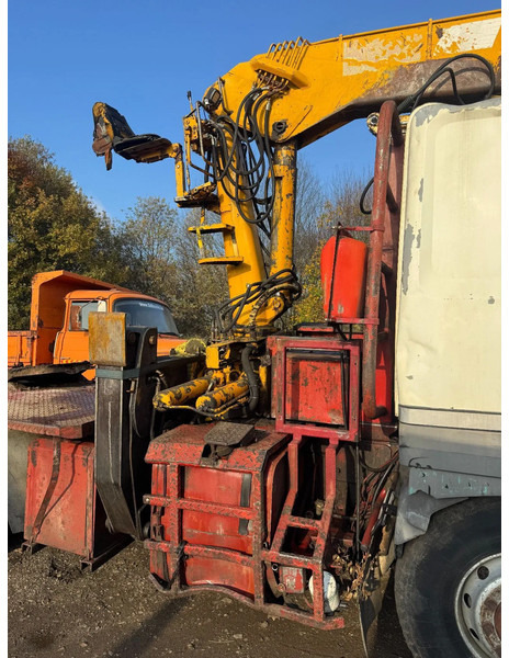 Renault Major 385 **6 CULASSE-A LAMES** - Tractor unit: picture 4 Renault Major 385 **6 CULASSE-A LAMES** - Tractor unit: picture 4