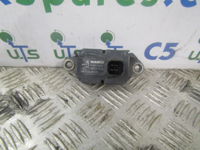DAF LF 220 EURO 6 WABCO SENSOR P/NO 4460650810 - Electrical system for Truck: picture 1 DAF LF 220 EURO 6 WABCO SENSOR P/NO 4460650810 - Electrical system for Truck: picture 1