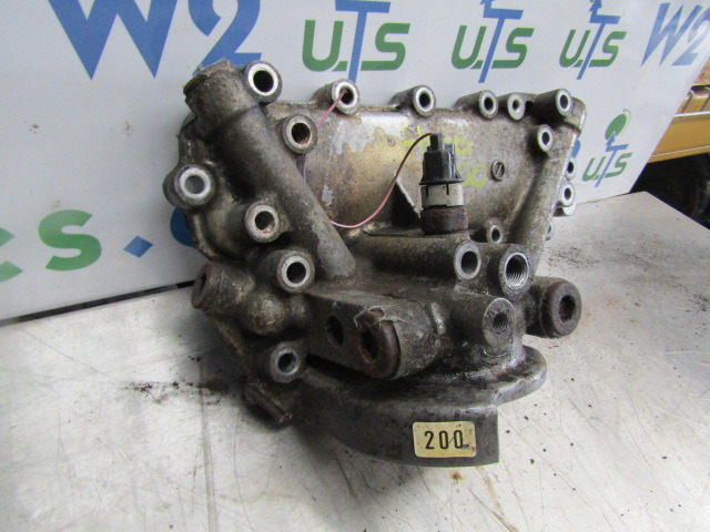 HINO 300 SERIES OIL FILTER / COOLER HOUSING - Engine and parts for Truck: picture 2 HINO 300 SERIES OIL FILTER / COOLER HOUSING - Engine and parts for Truck: picture 2