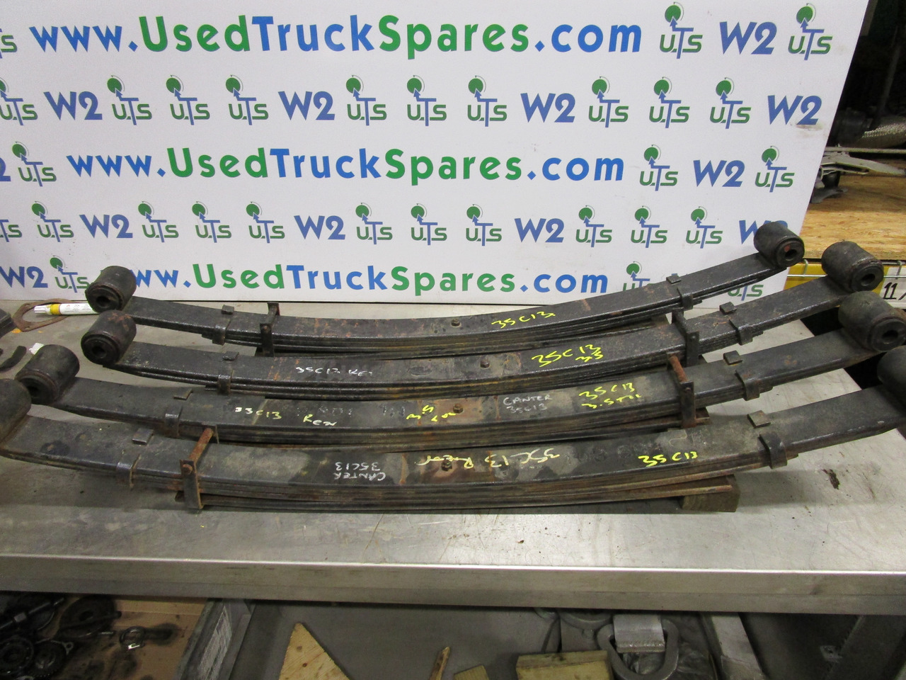 MITSUBISHI CANTER 35C REAR SPRING (PAIR) - Suspension for Truck: picture 1 MITSUBISHI CANTER 35C REAR SPRING (PAIR) - Suspension for Truck: picture 1
