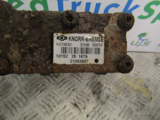 RENAULT MIDLUM DXI ELC HIGHT CONTROL VALVE ‘KNORR-BREMSE’ P/NO K019820 - Electrical system for Truck: picture 2 RENAULT MIDLUM DXI ELC HIGHT CONTROL VALVE ‘KNORR-BREMSE’ P/NO K019820 - Electrical system for Truck: picture 2