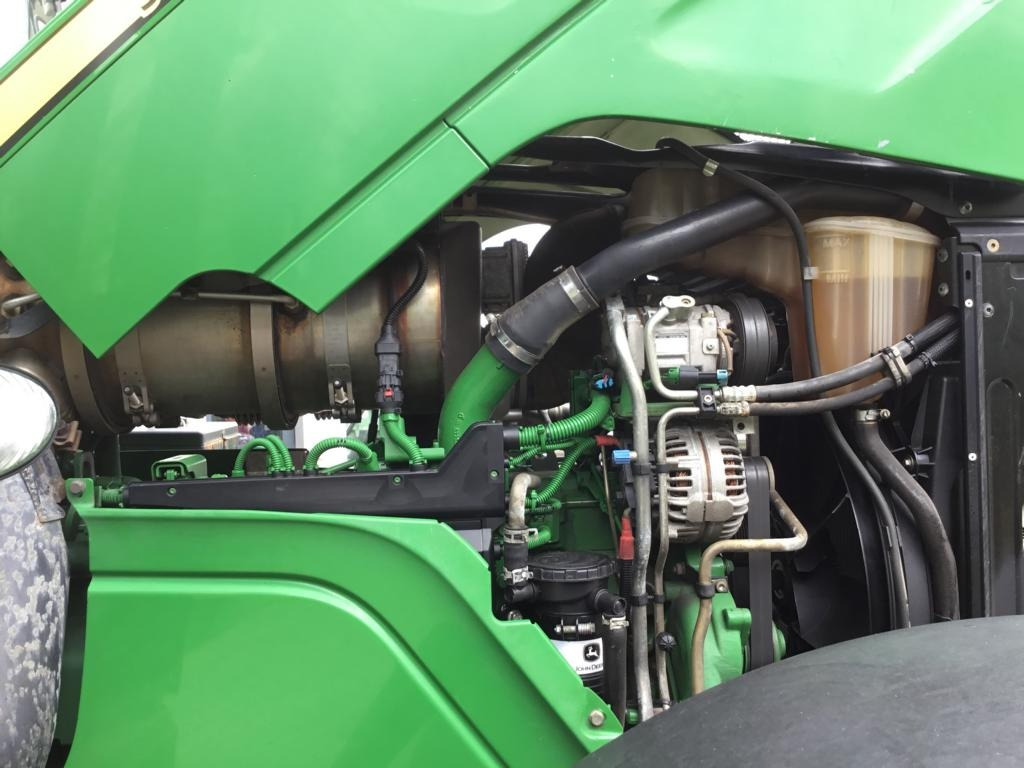 John Deere 6150R - Farm tractor: picture 2 John Deere 6150R - Farm tractor: picture 2