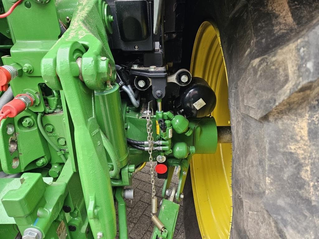 Leasing of John Deere 6R155 John Deere 6R155: picture 22