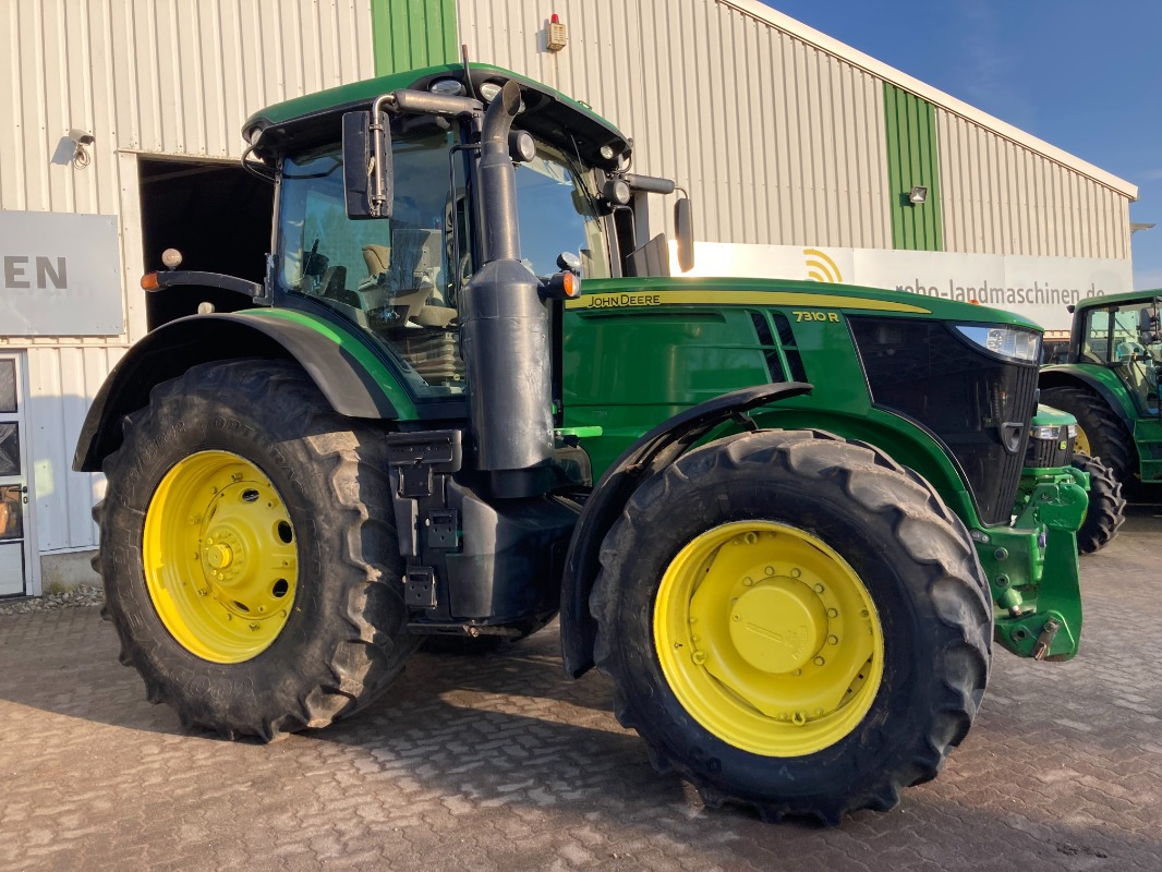 John Deere 7310R - Farm tractor: picture 1 John Deere 7310R - Farm tractor: picture 1