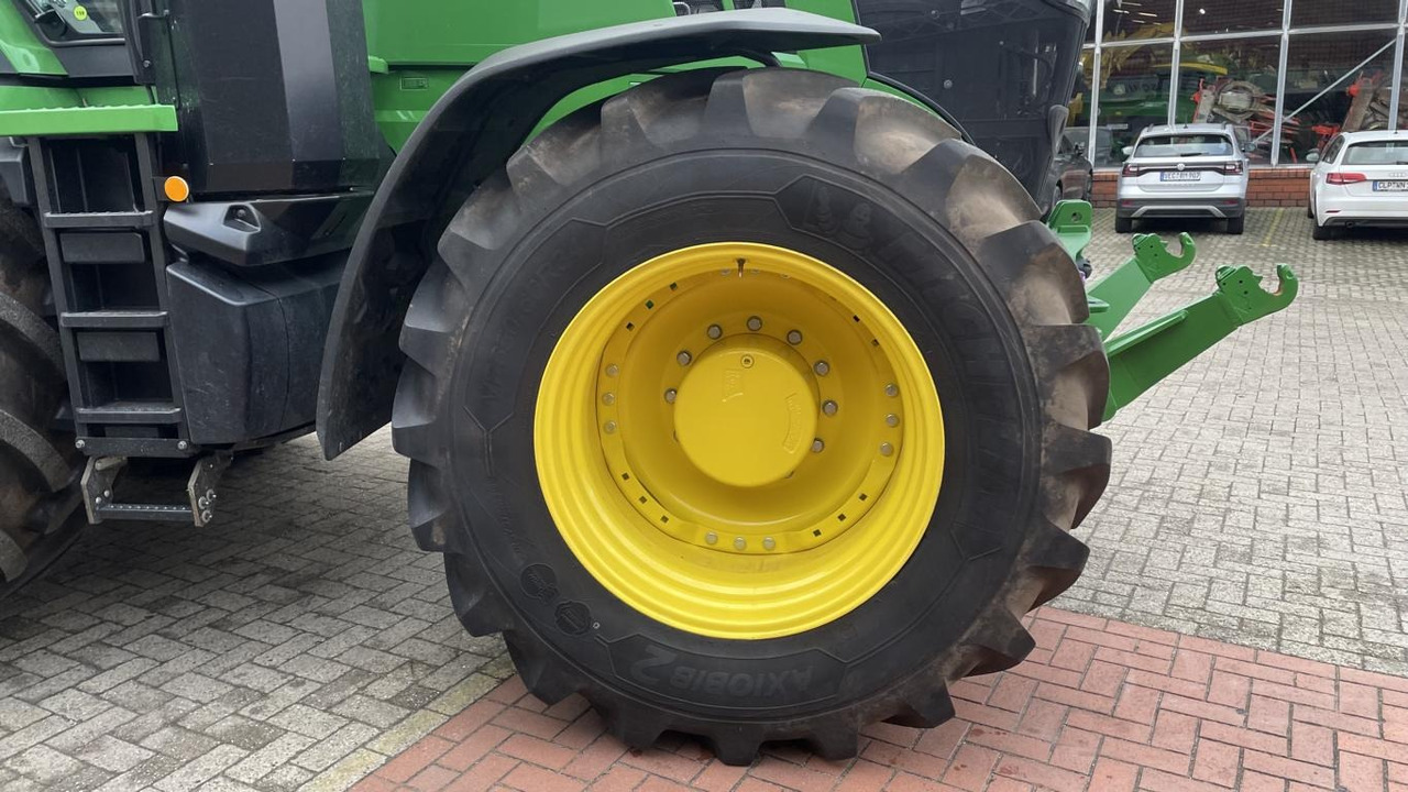 New Farm tractor John Deere TRAKTOR 7R350: picture 41