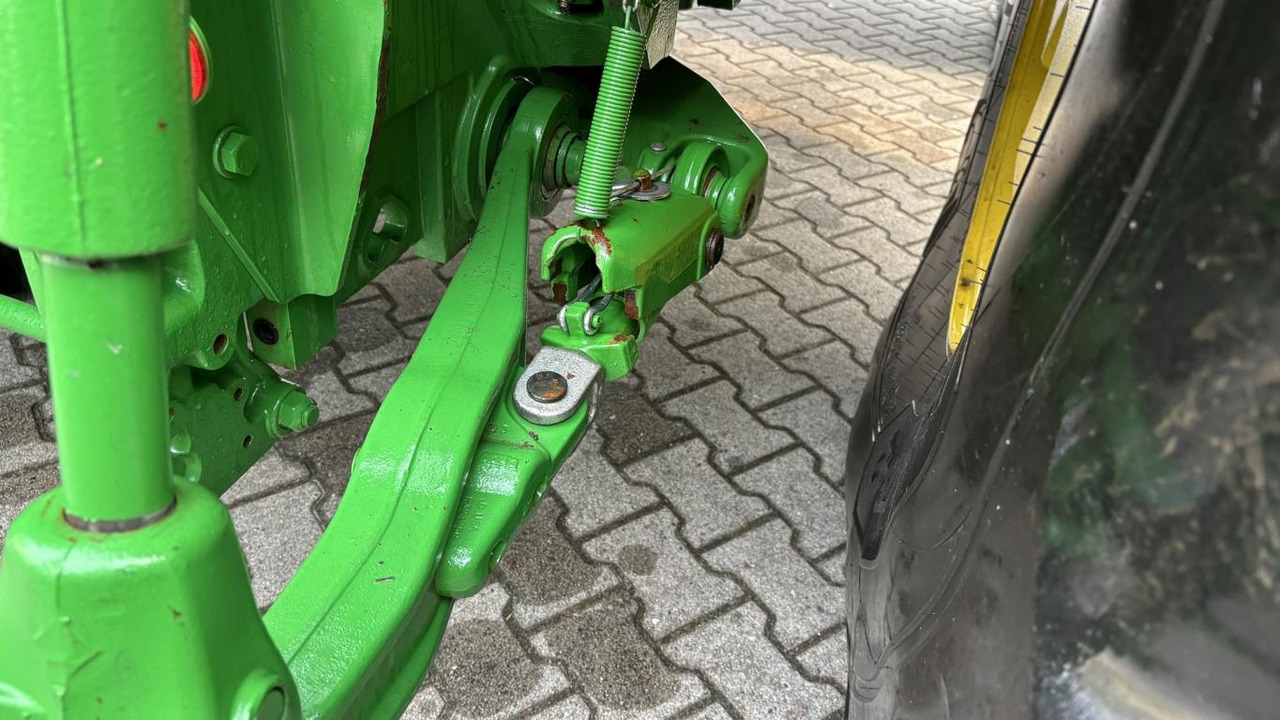 Farm tractor John Deere TRAKTOR 7R350: picture 18