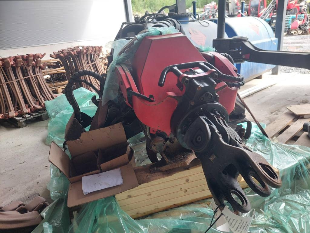 Komatsu 365.1 - Felling head: picture 3 Komatsu 365.1 - Felling head: picture 3